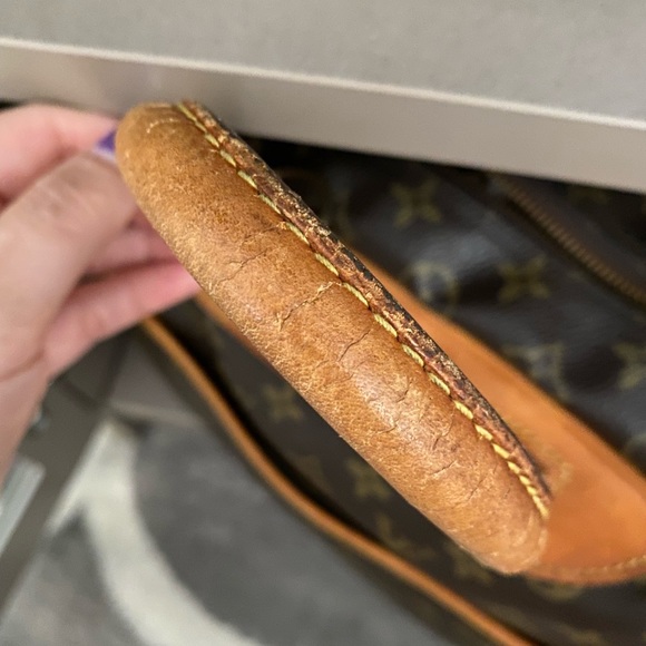 Louis Vuitton deauville bag used condition - Picture 2 of 16